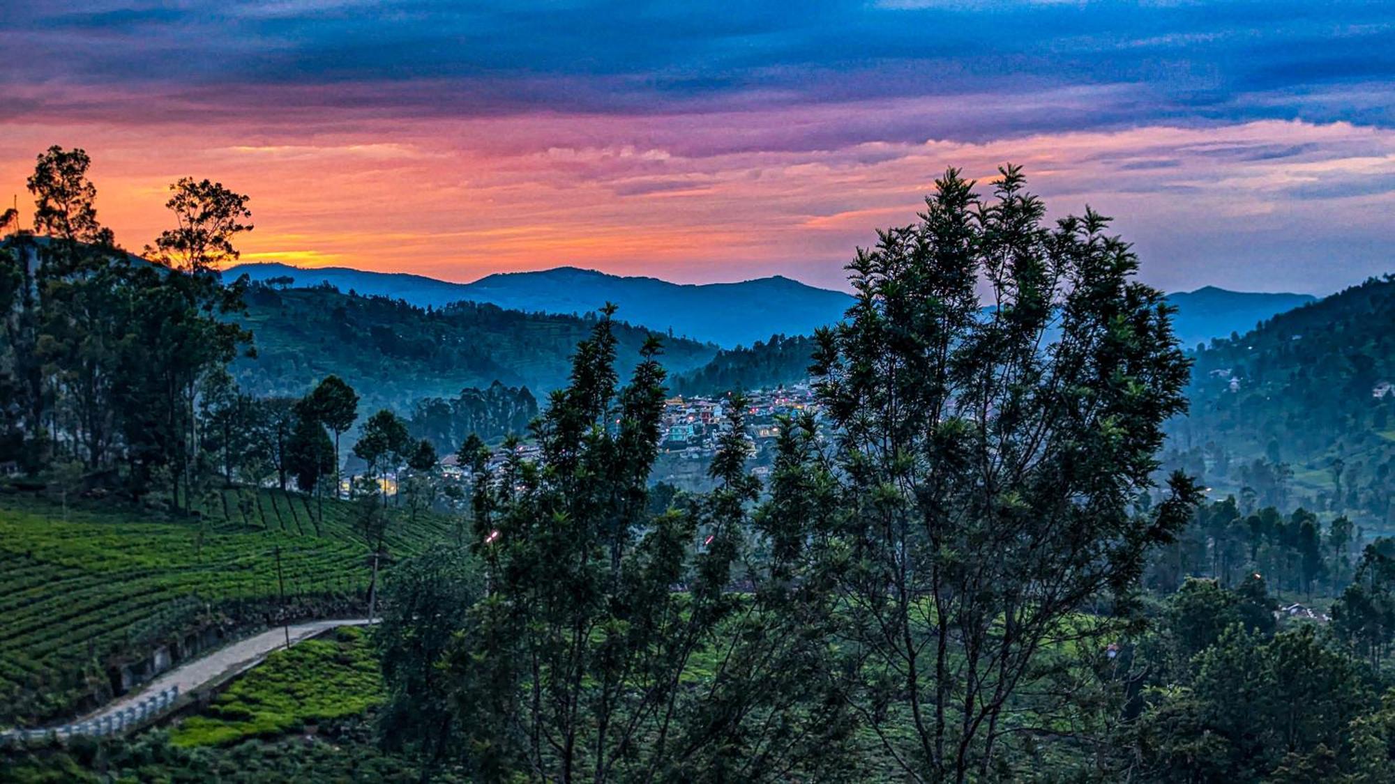 Valley View Inn, Kotagiri Zewnętrze zdjęcie